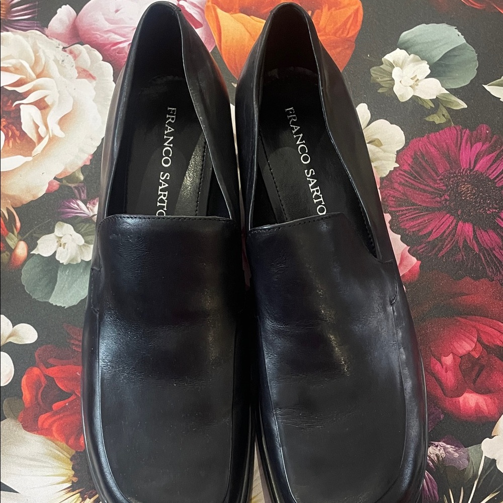Ladies Franco Sarto Black Leather Loafers